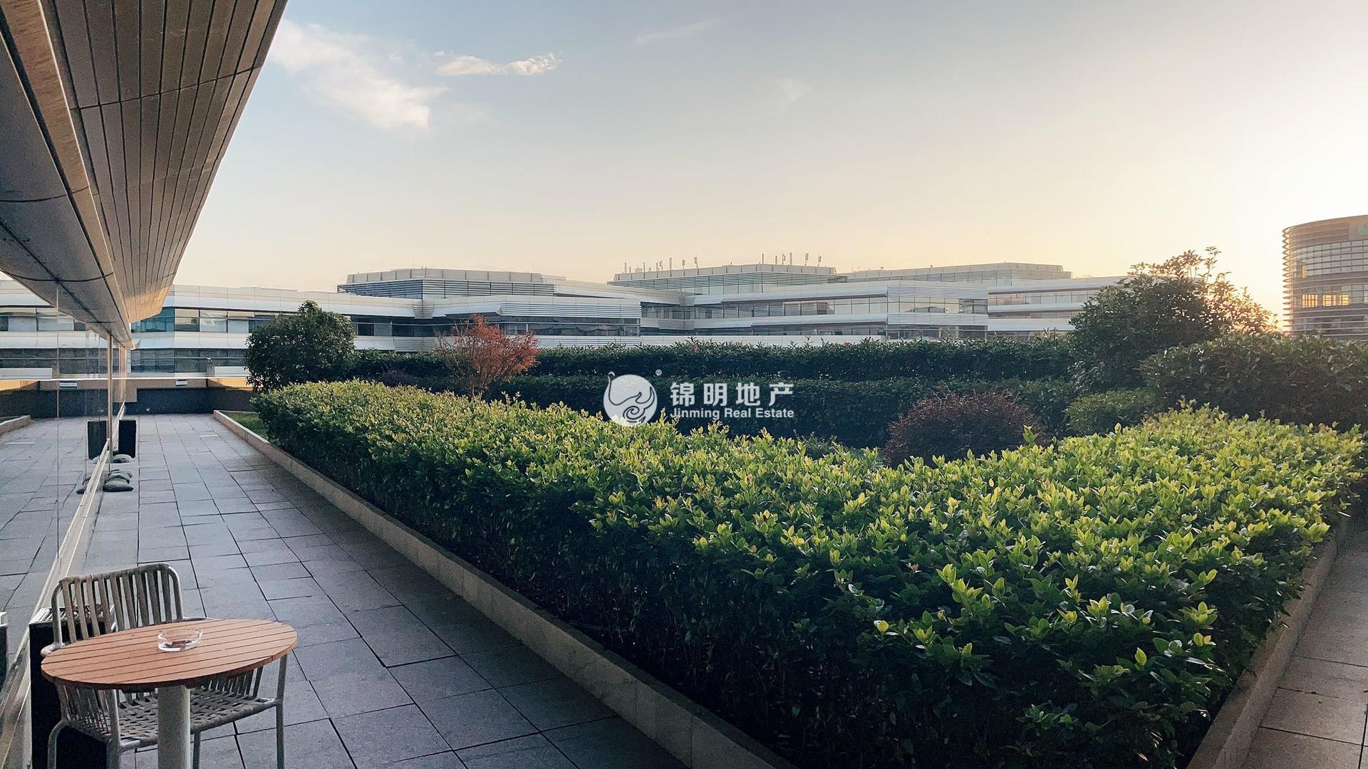 虹桥虹桥万通中心385平米写字楼出租