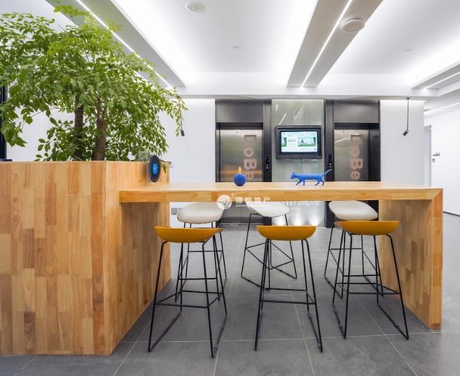 七宝七宝德必易园700平米写字楼出租