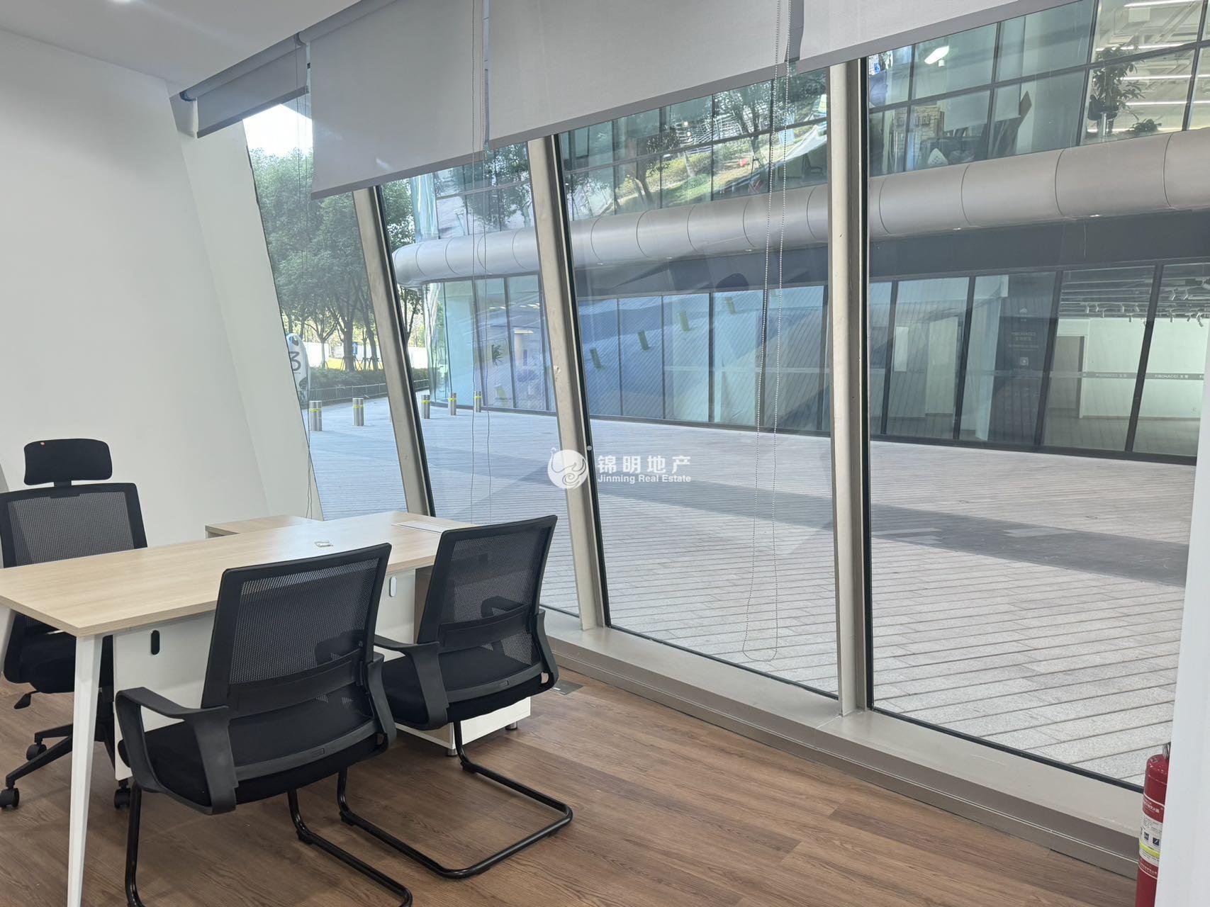 虹桥SKYBRIDGE HQ 天会262平米写字楼出租