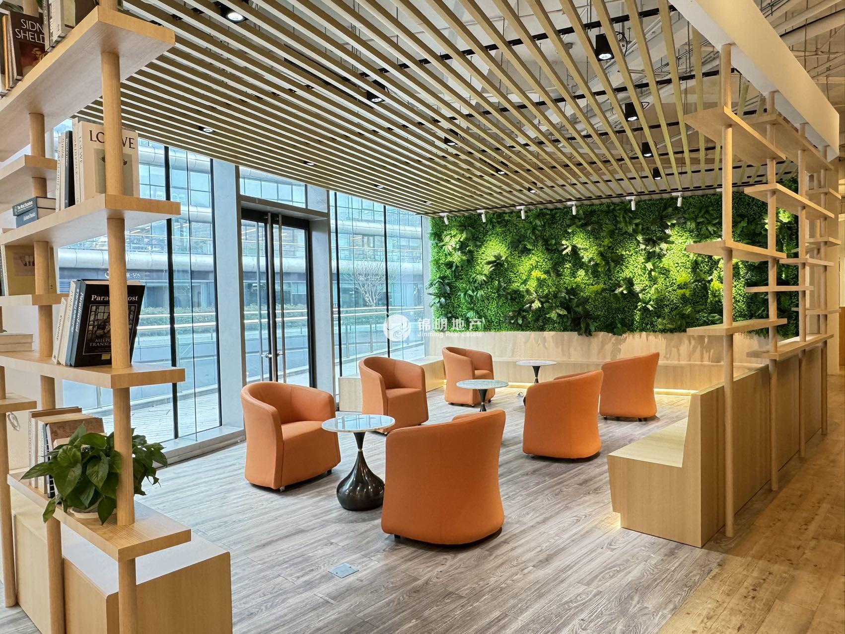 虹桥SKYBRIDGE HQ 天会262平米写字楼出租