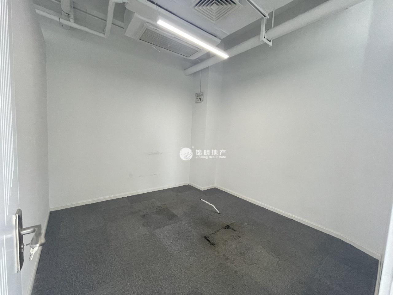 七宝七宝宝龙城187平米写字楼出租