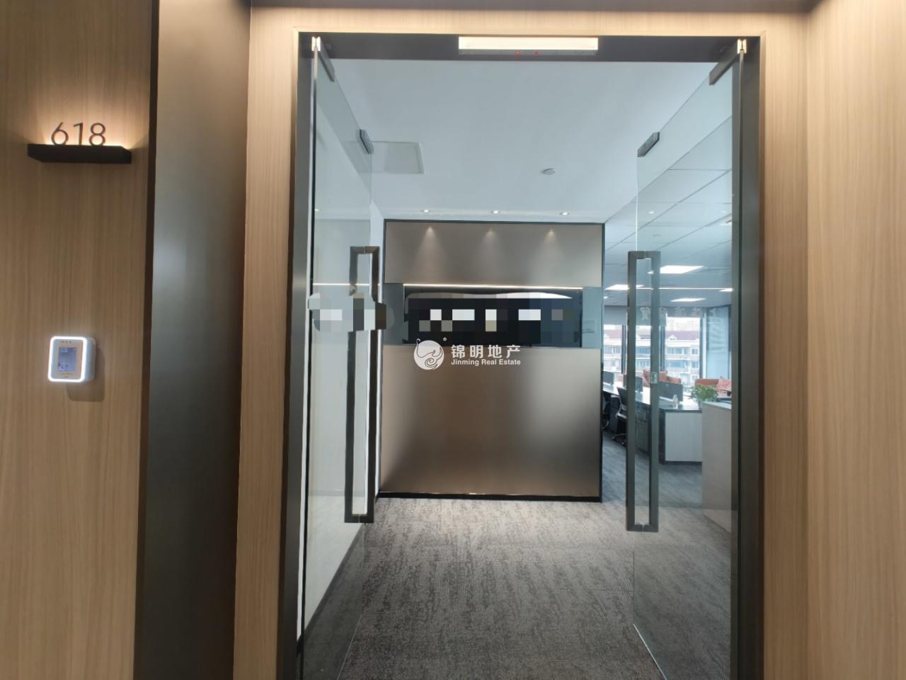 真如星光耀广场156平米工位出租