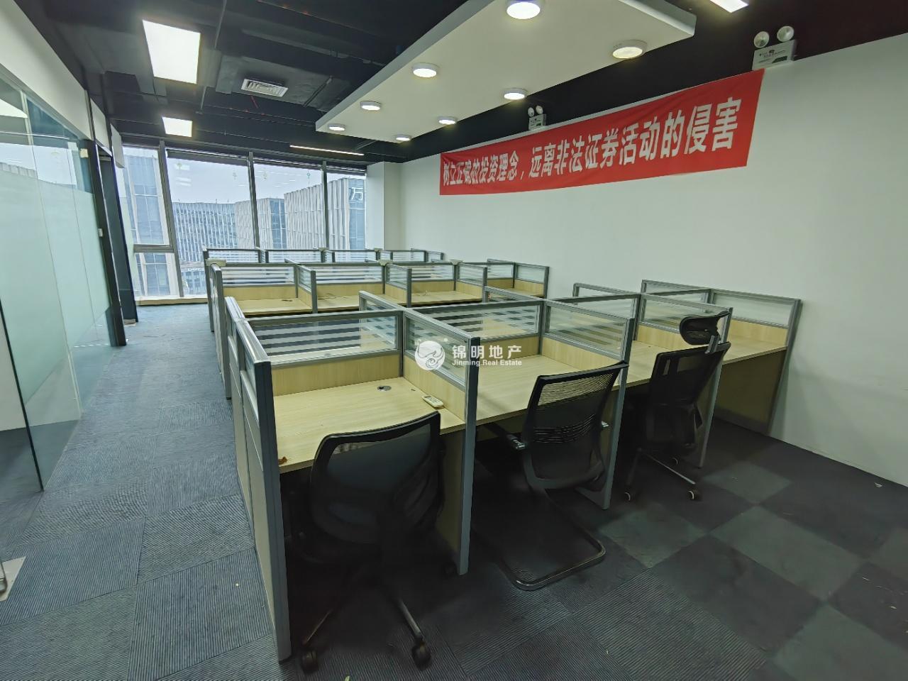 七宝七宝宝龙城152平米写字楼出租