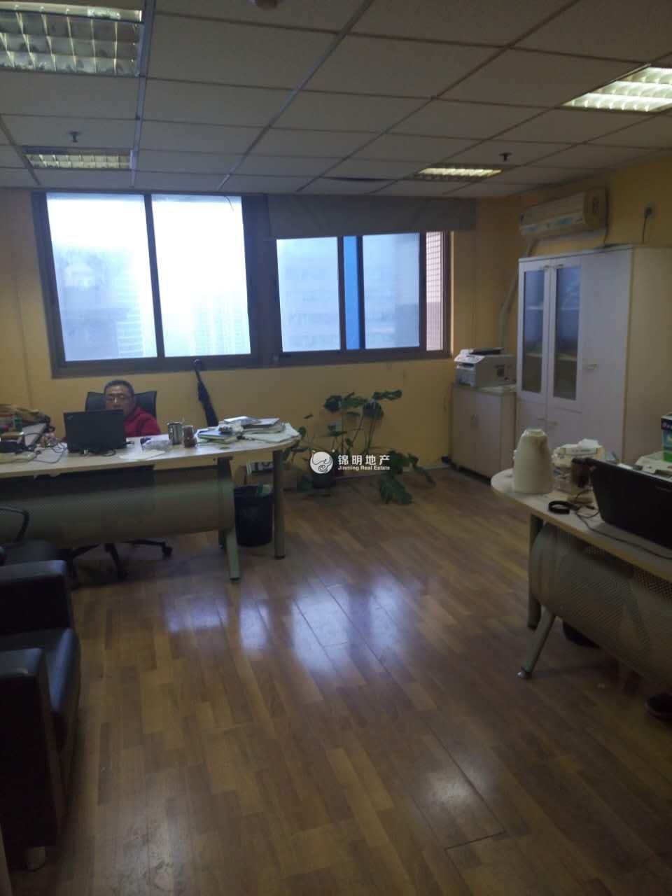 长寿路世纪商务大厦72平米写字楼出租