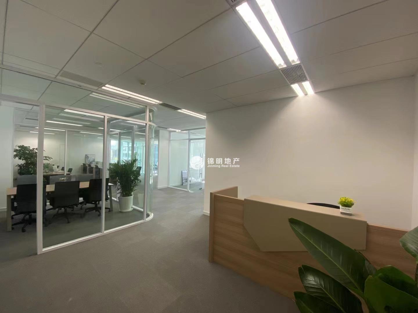华漕虹桥富力中心380平米写字楼出租