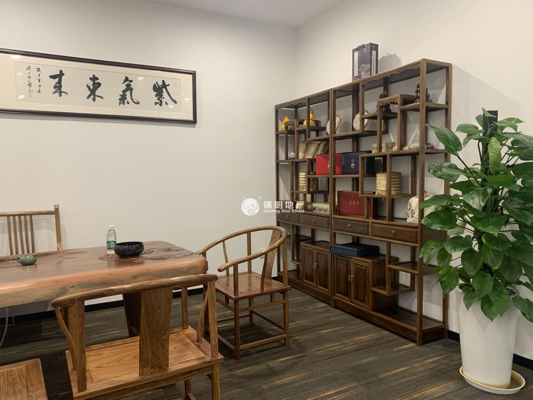 虹桥古北财富一期269平米写字楼出租