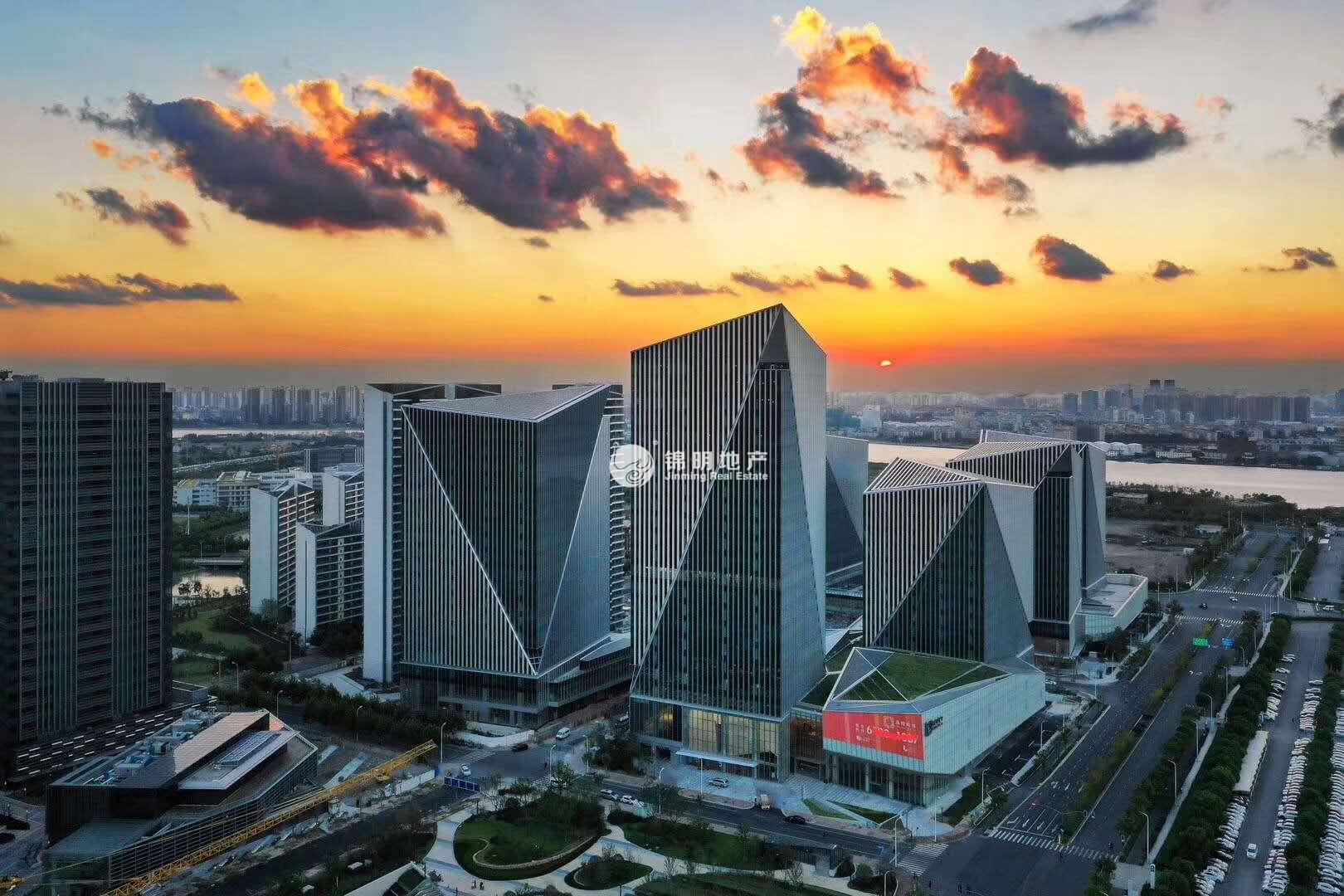 杨思前滩晶耀前滩154平米写字楼出租