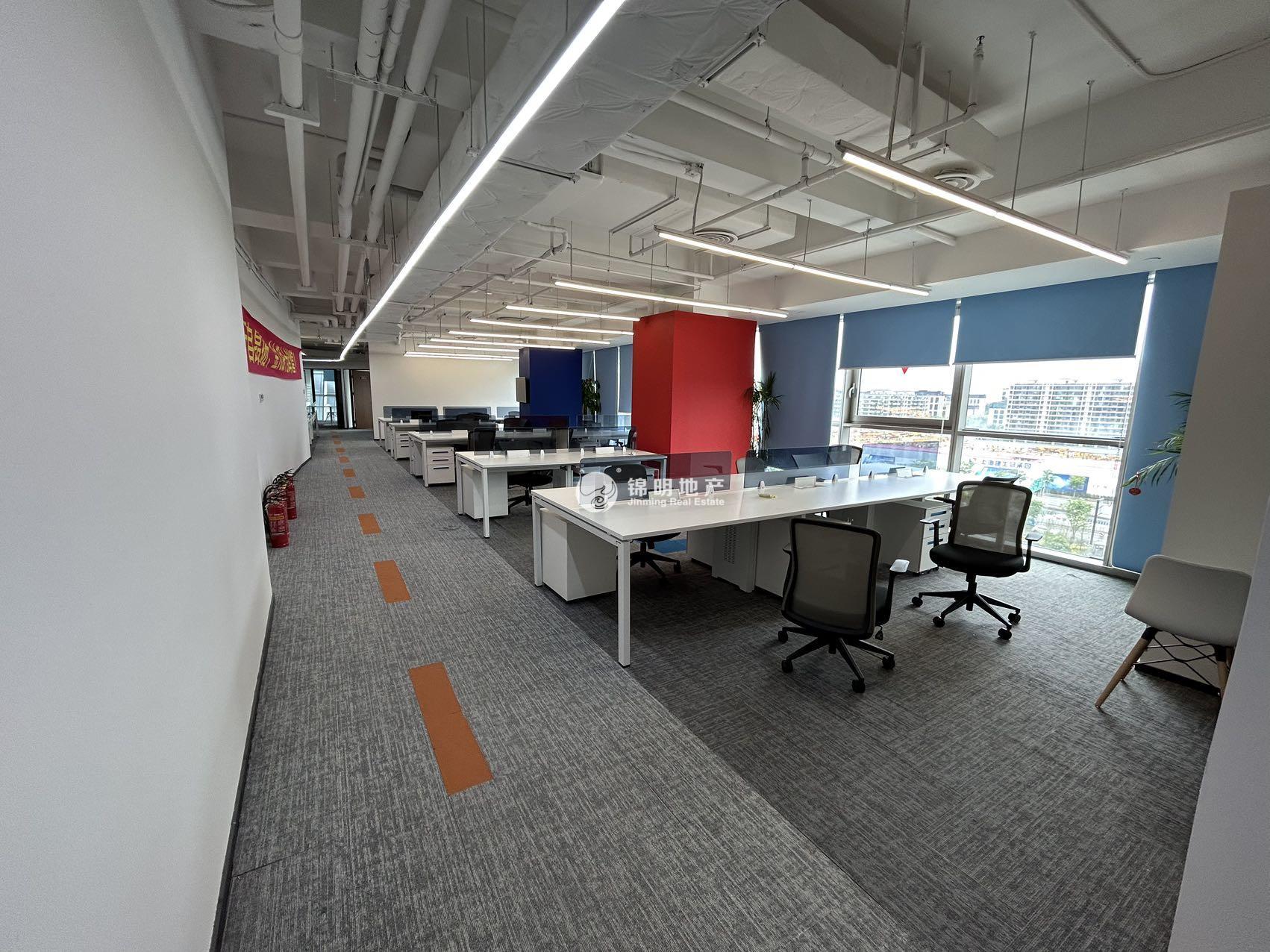 虹桥SKYBRIDGE HQ 天会967平米写字楼出租