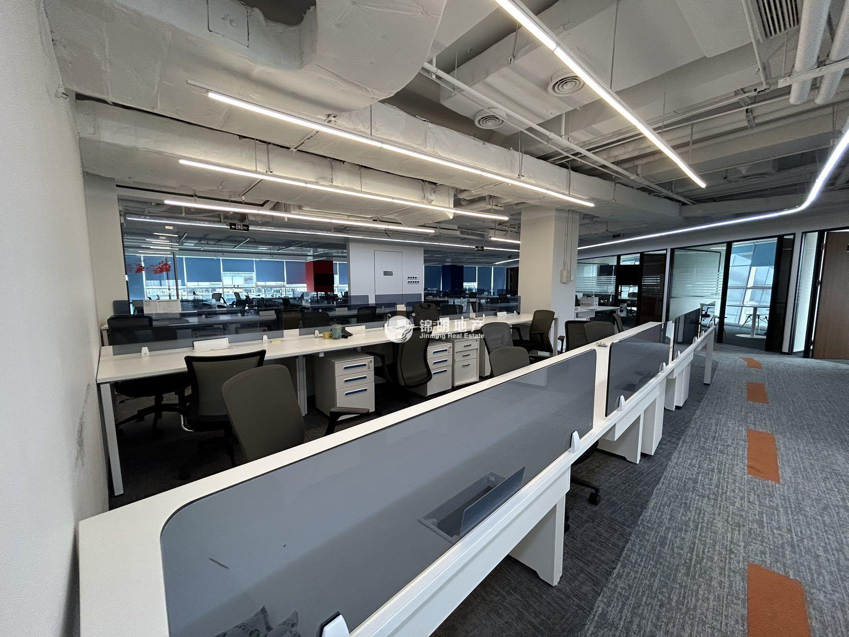 虹桥SKYBRIDGE HQ 天会967平米写字楼出租