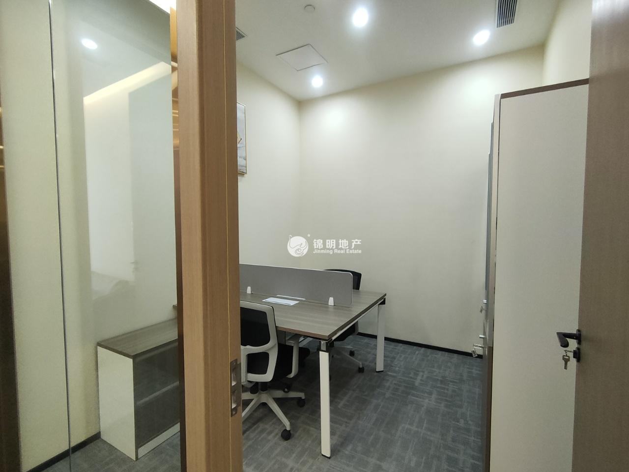 长风新城控股大厦522平米写字楼出租