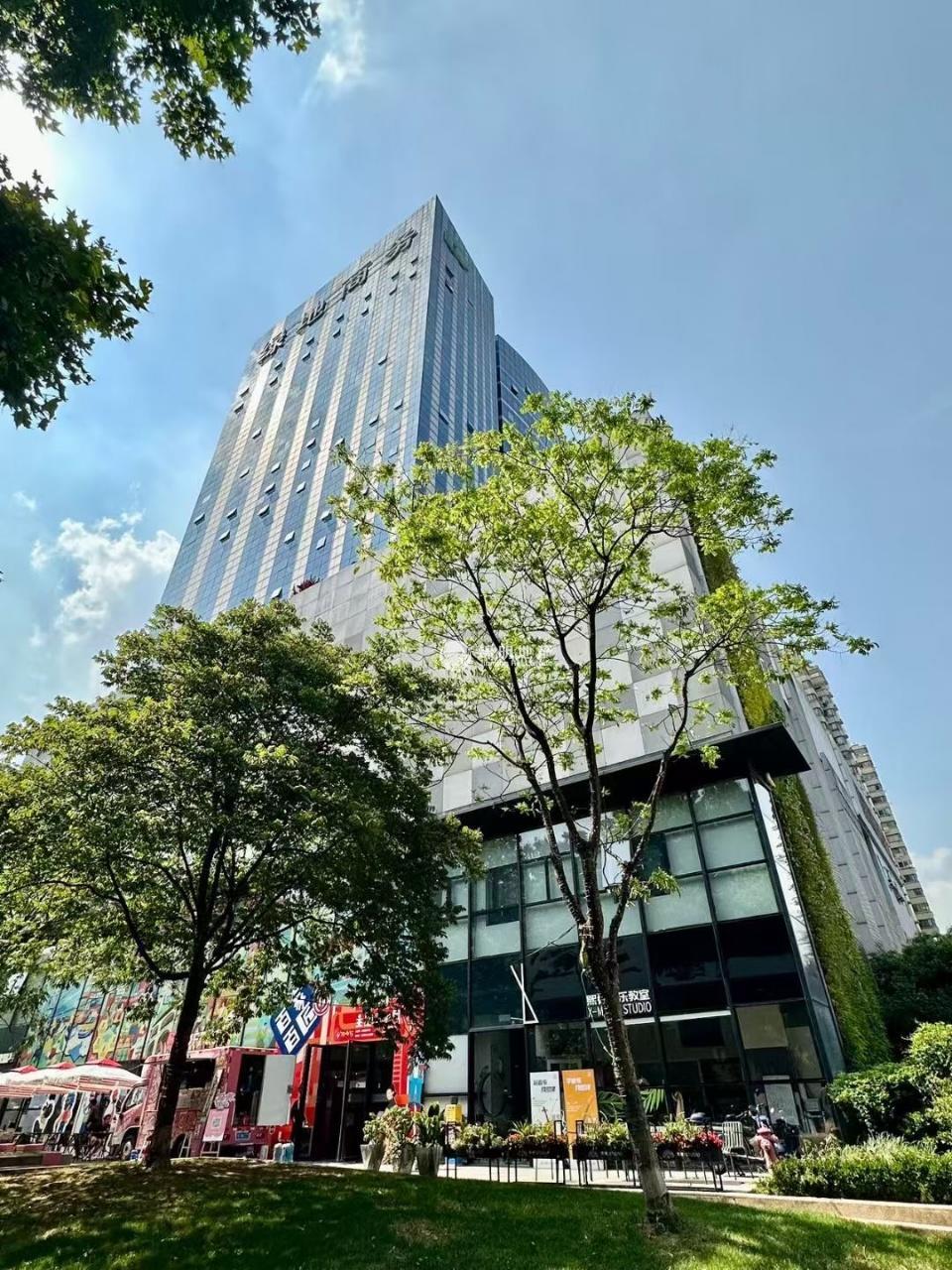中山公园绿地商务大厦516平米写字楼出租