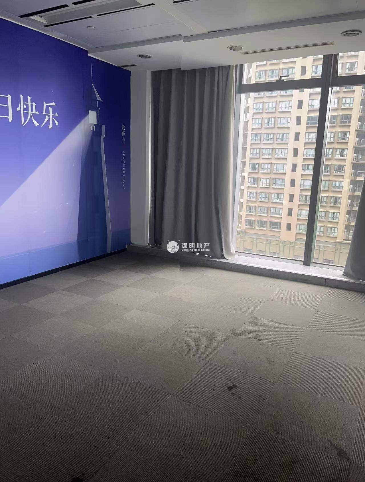 潍坊国华人寿金融大厦465平米写字楼出租