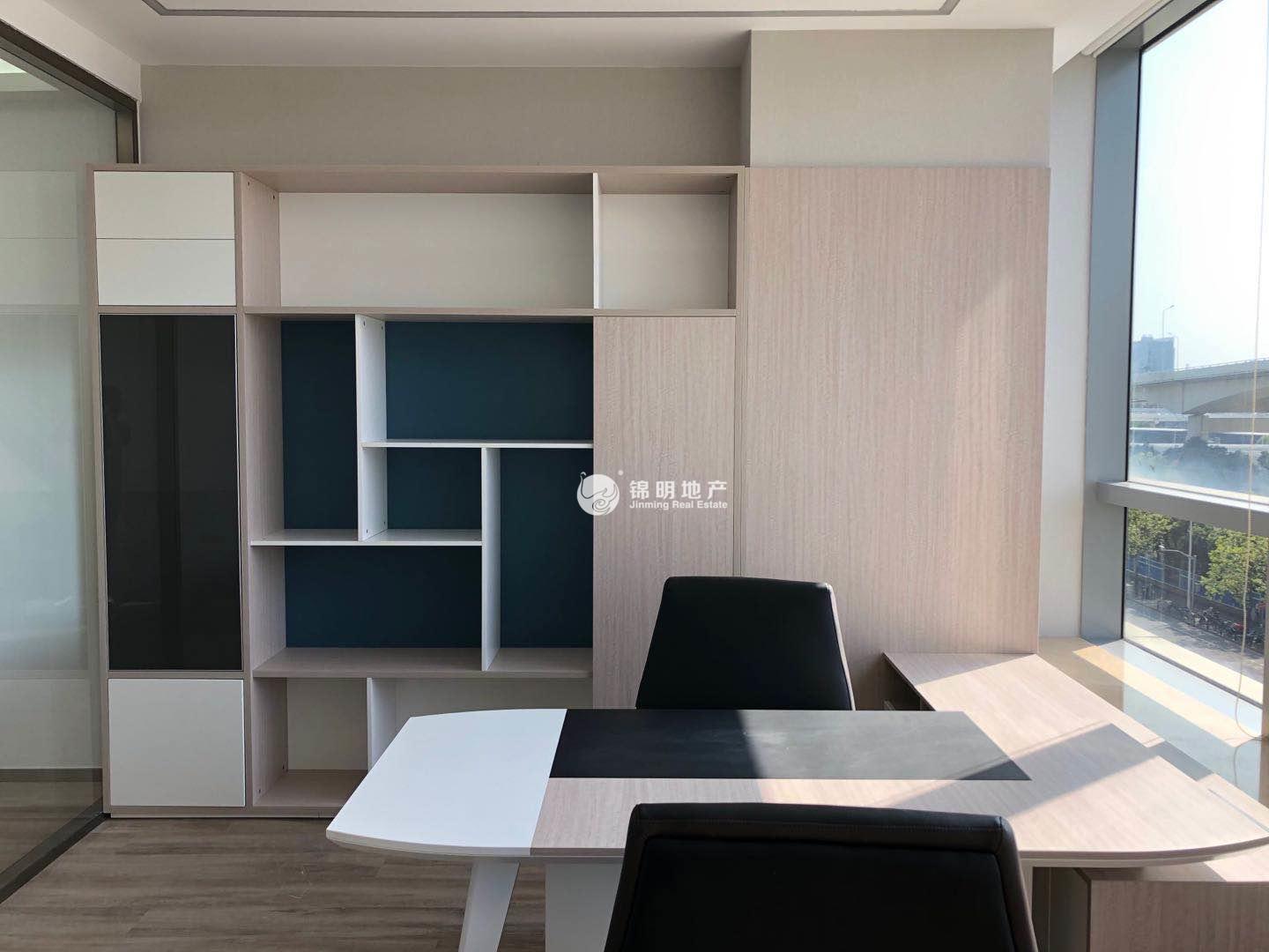 金桥东方万国企业中心356平米写字楼出租