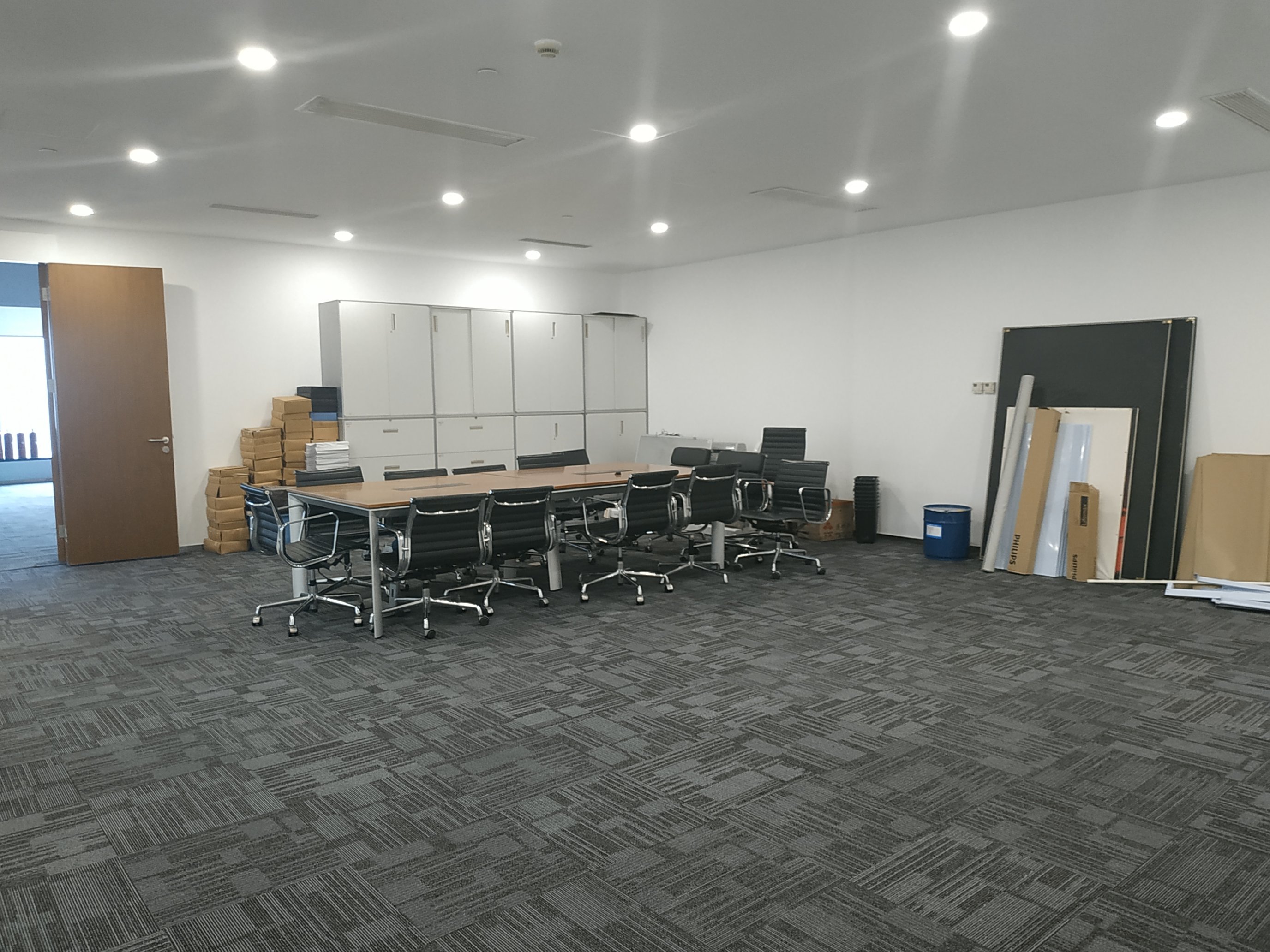 塘桥由由世纪广场129平米写字楼出租