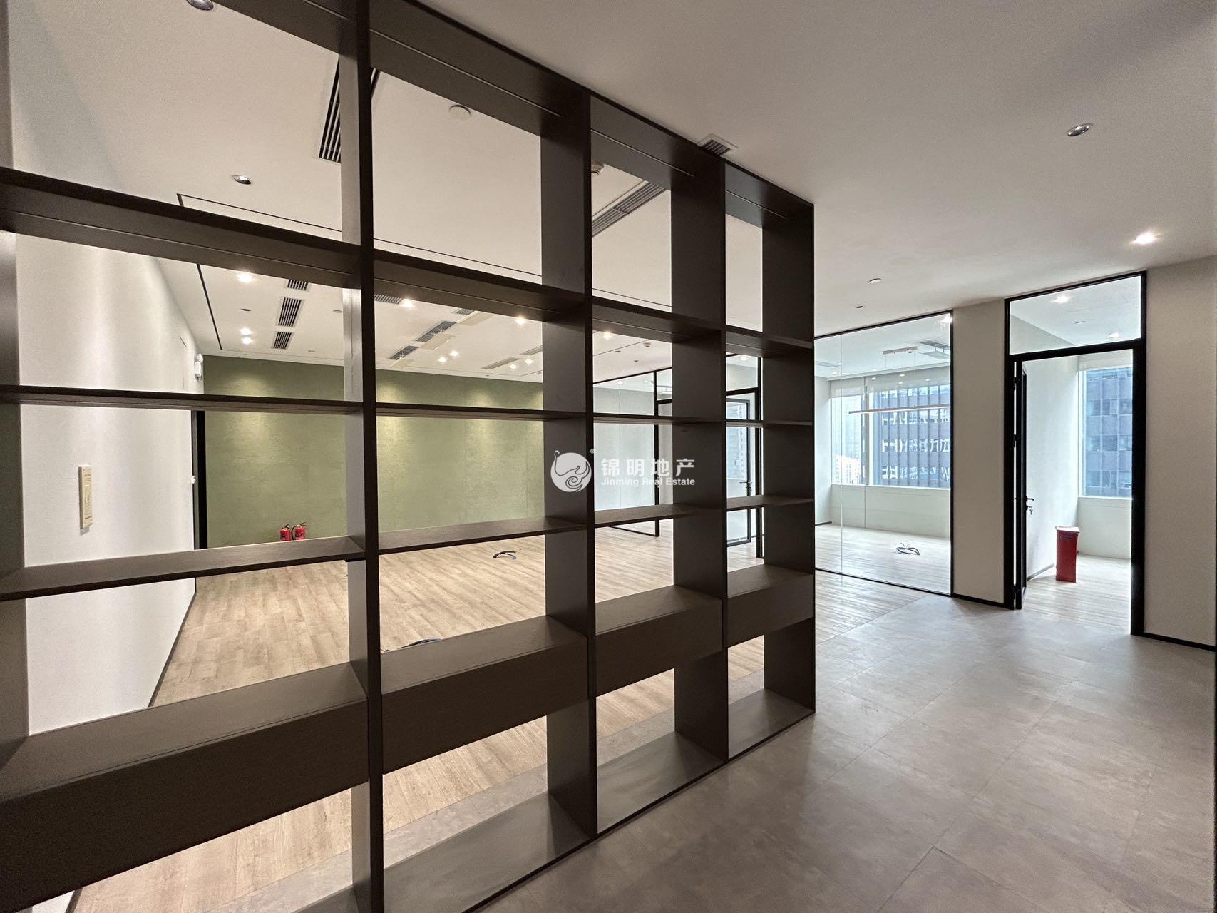 华漕中骏广场500平米写字楼出租