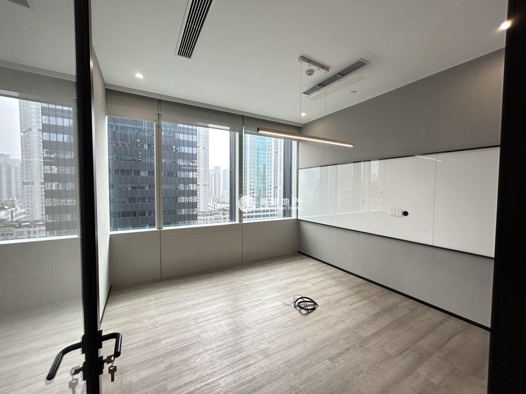 华漕中骏广场500平米写字楼出租