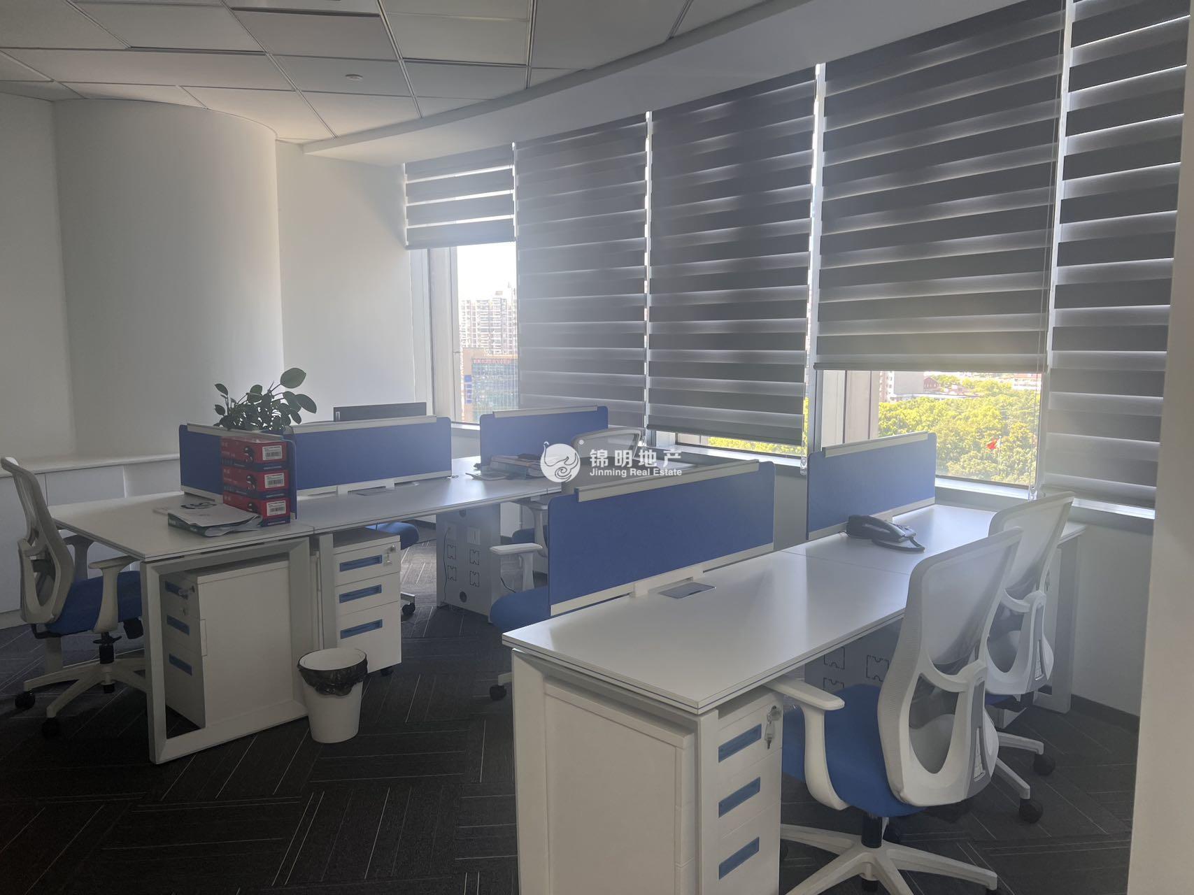 华漕中骏广场550平米写字楼出租