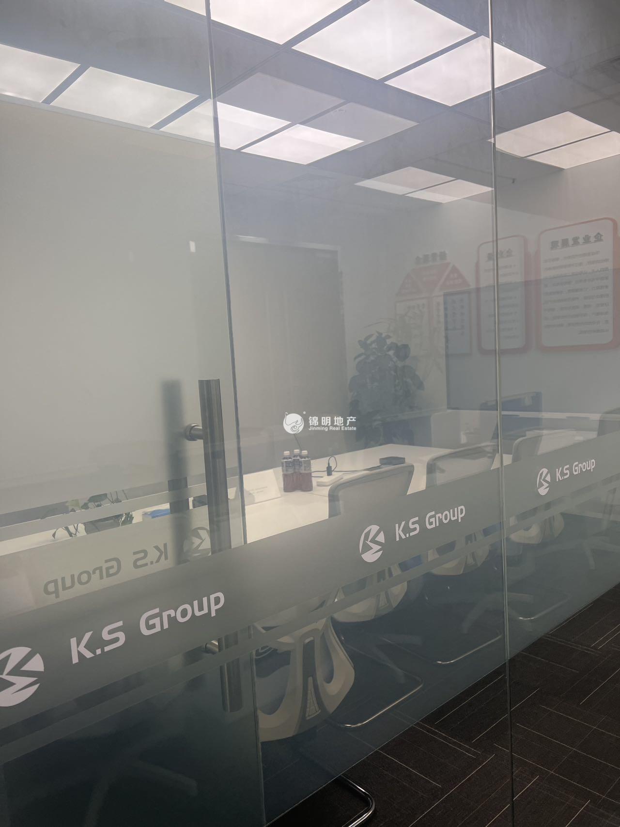 华漕中骏广场550平米写字楼出租