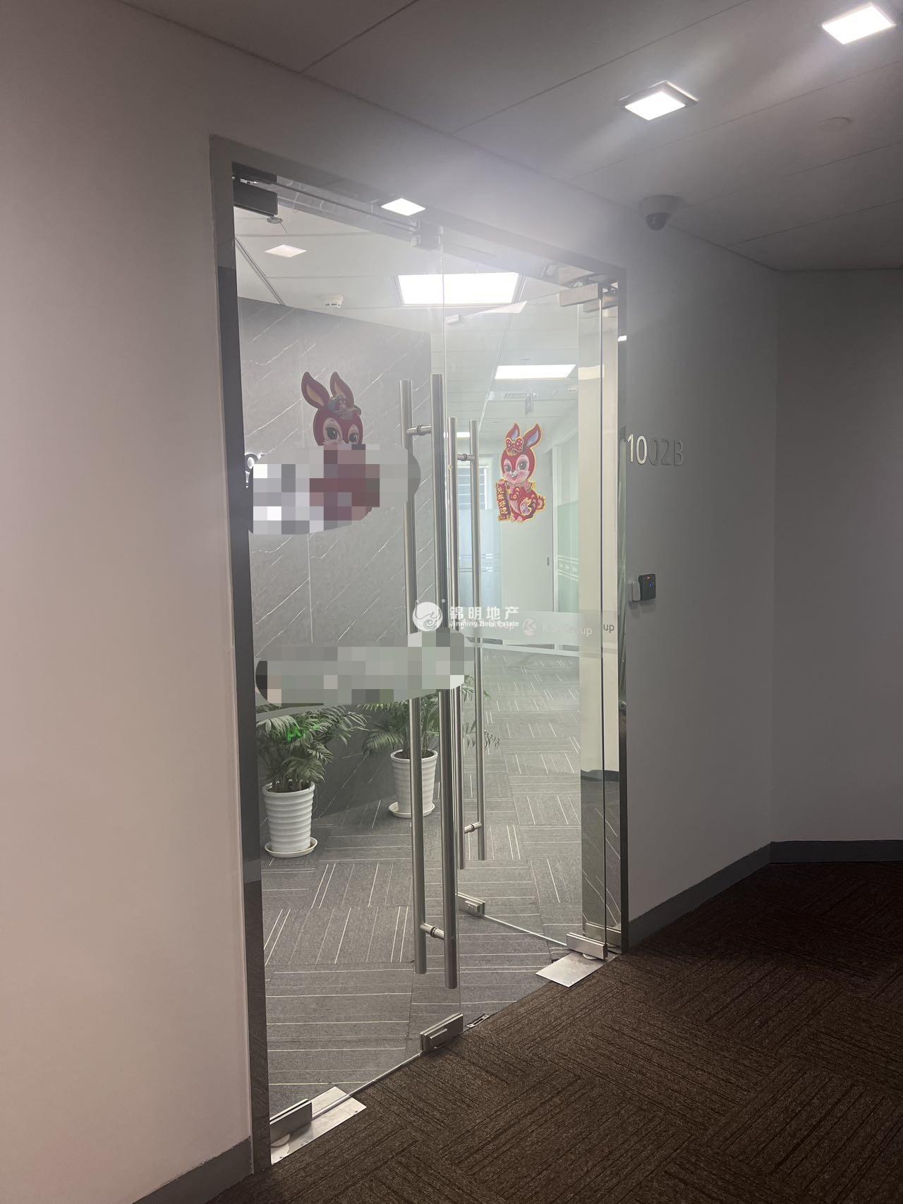 华漕中骏广场550平米写字楼出租