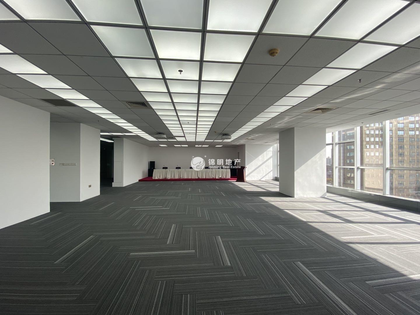 华漕中骏广场650平米写字楼出租