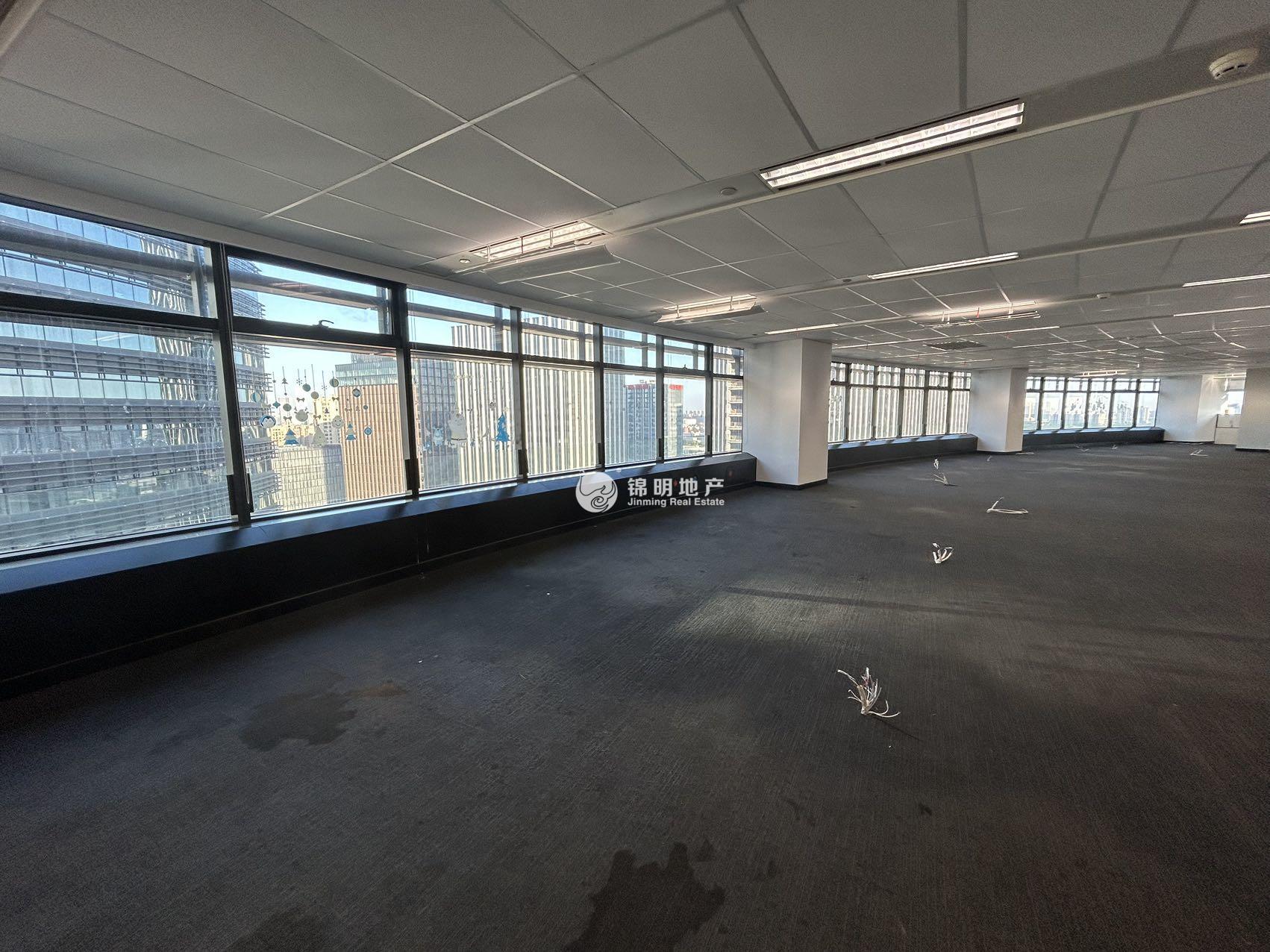 华漕中骏广场800平米写字楼出租