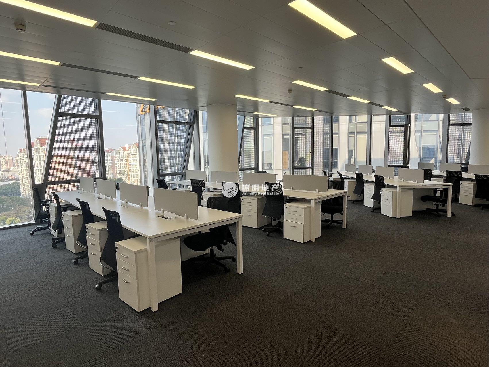 华漕中骏广场500平米写字楼出租