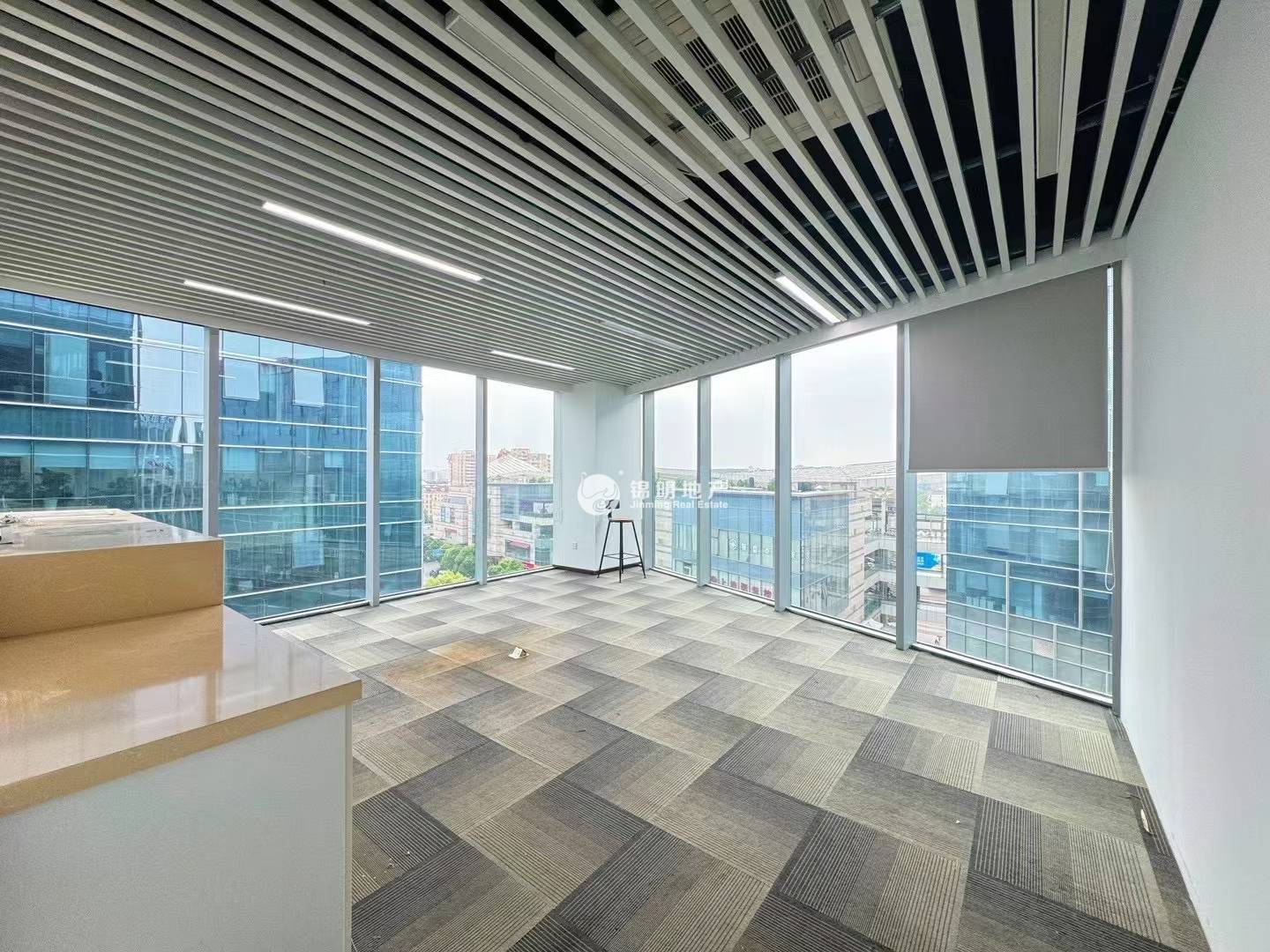 七宝七宝宝龙城530平米写字楼出租