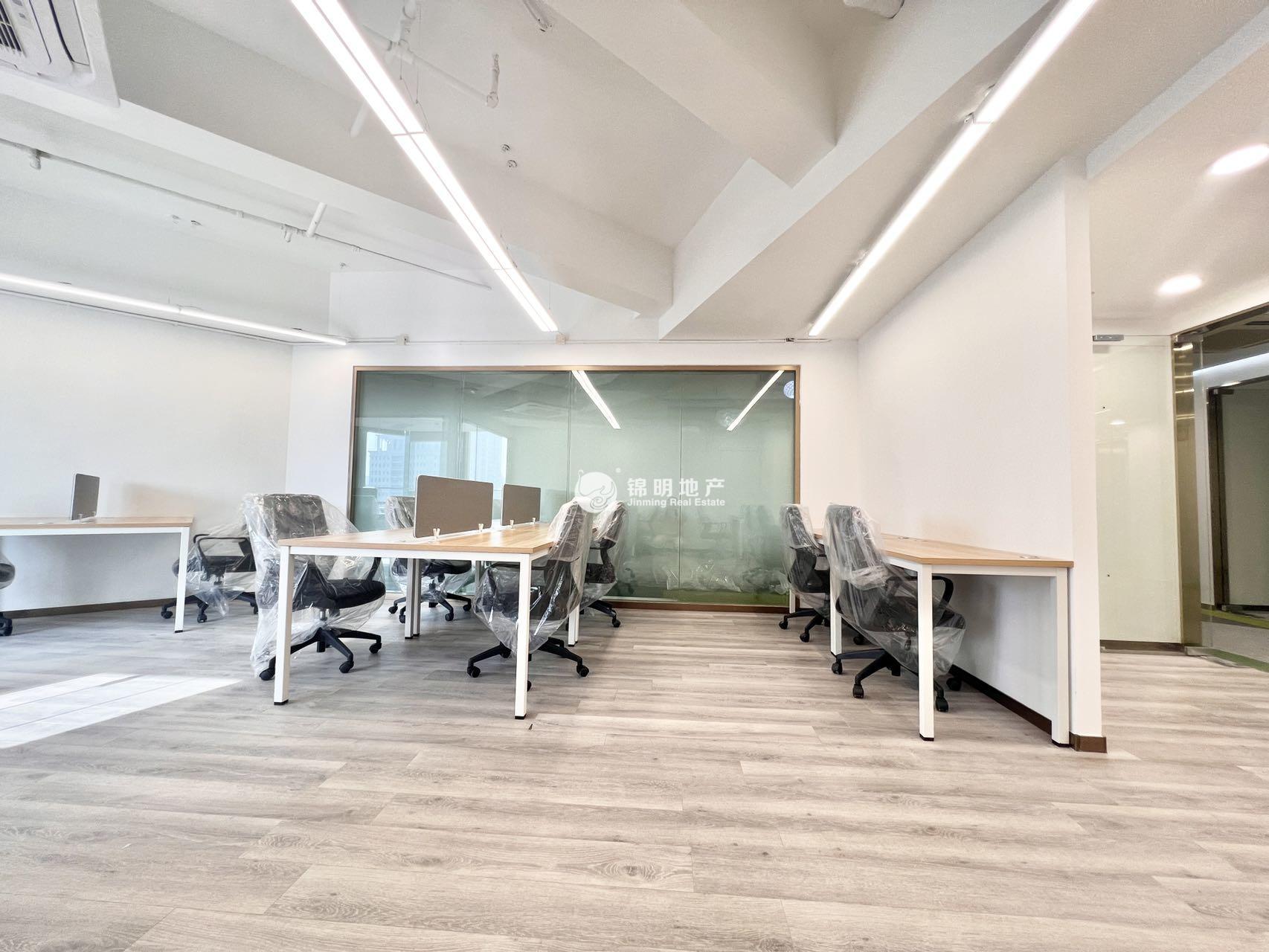 徐家汇中金国际广场137平米写字楼出租