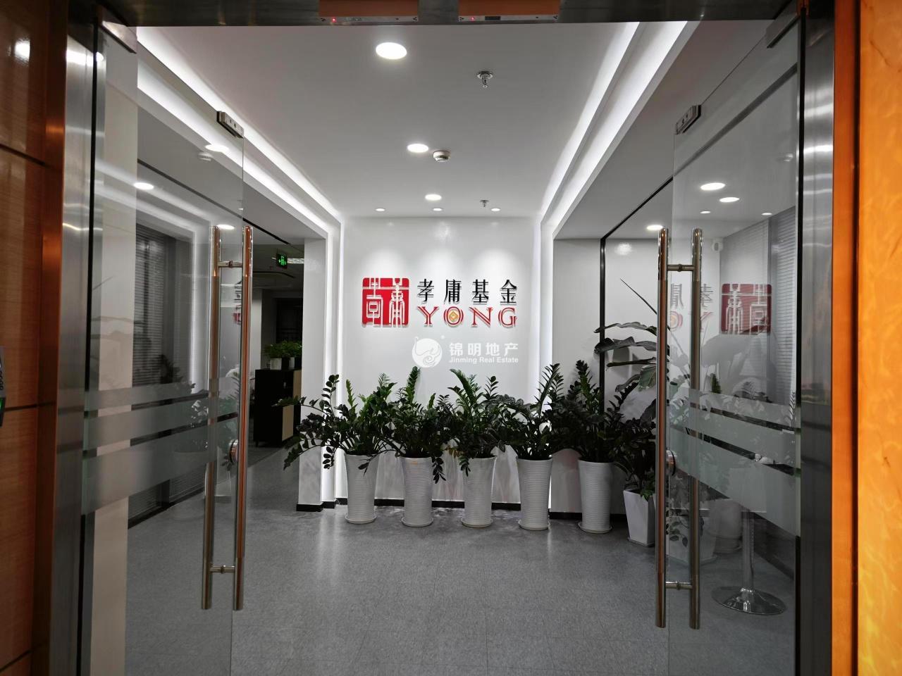 徐家汇联峰汇913平米写字楼出租