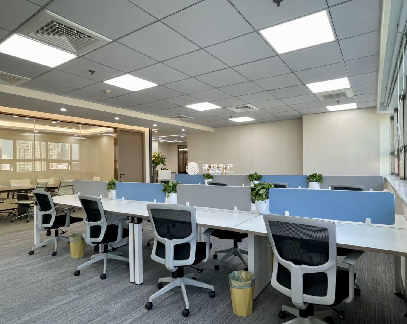 中山公园兆丰广场200平米写字楼出租