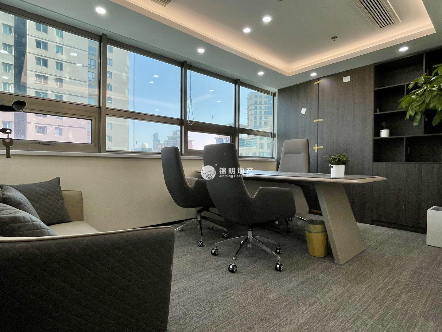 中山公园兆丰广场200平米写字楼出租