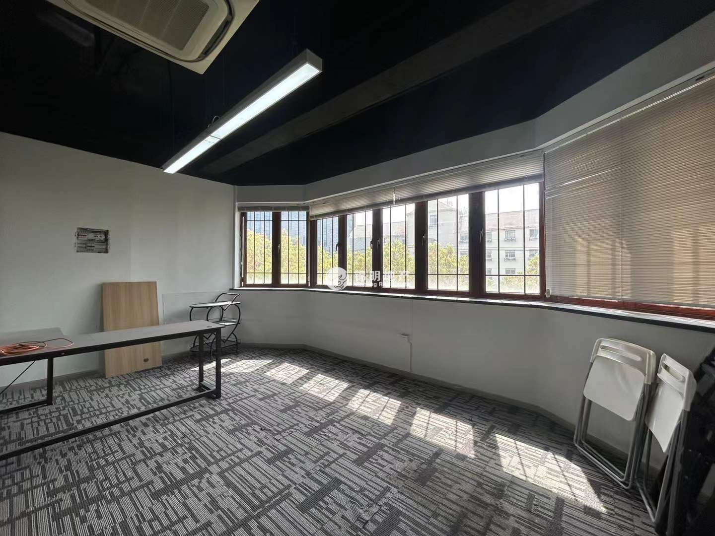 西郊虹桥奕境文创园170平米写字楼出租