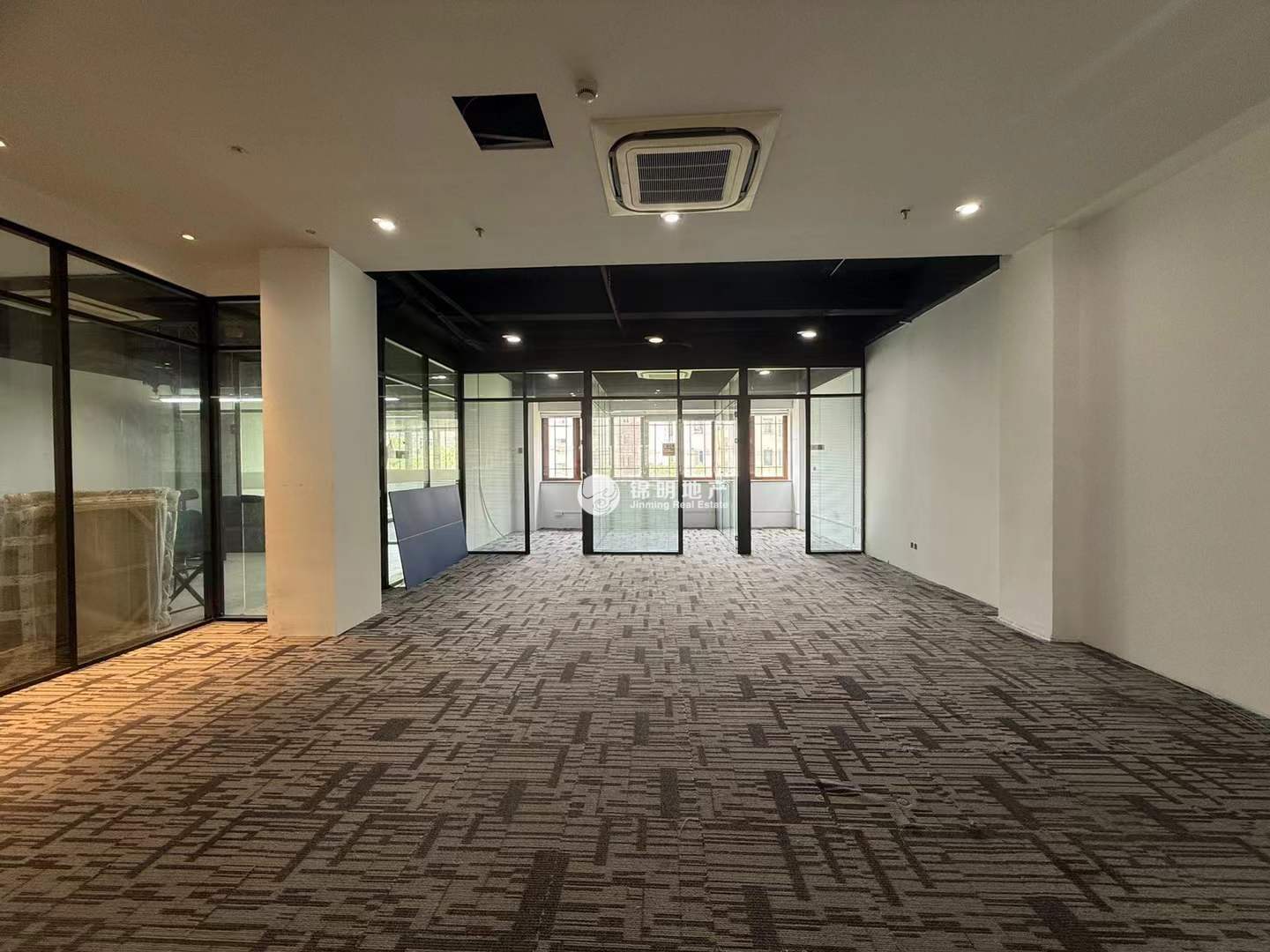 西郊虹桥奕境文创园170平米写字楼出租