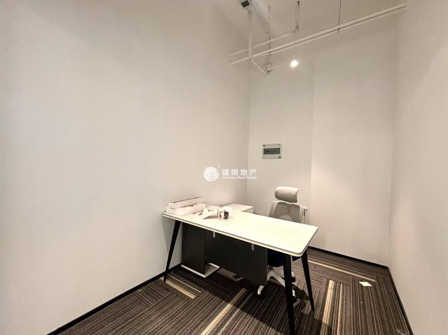 龙柏金汇德必易园130平米写字楼出租