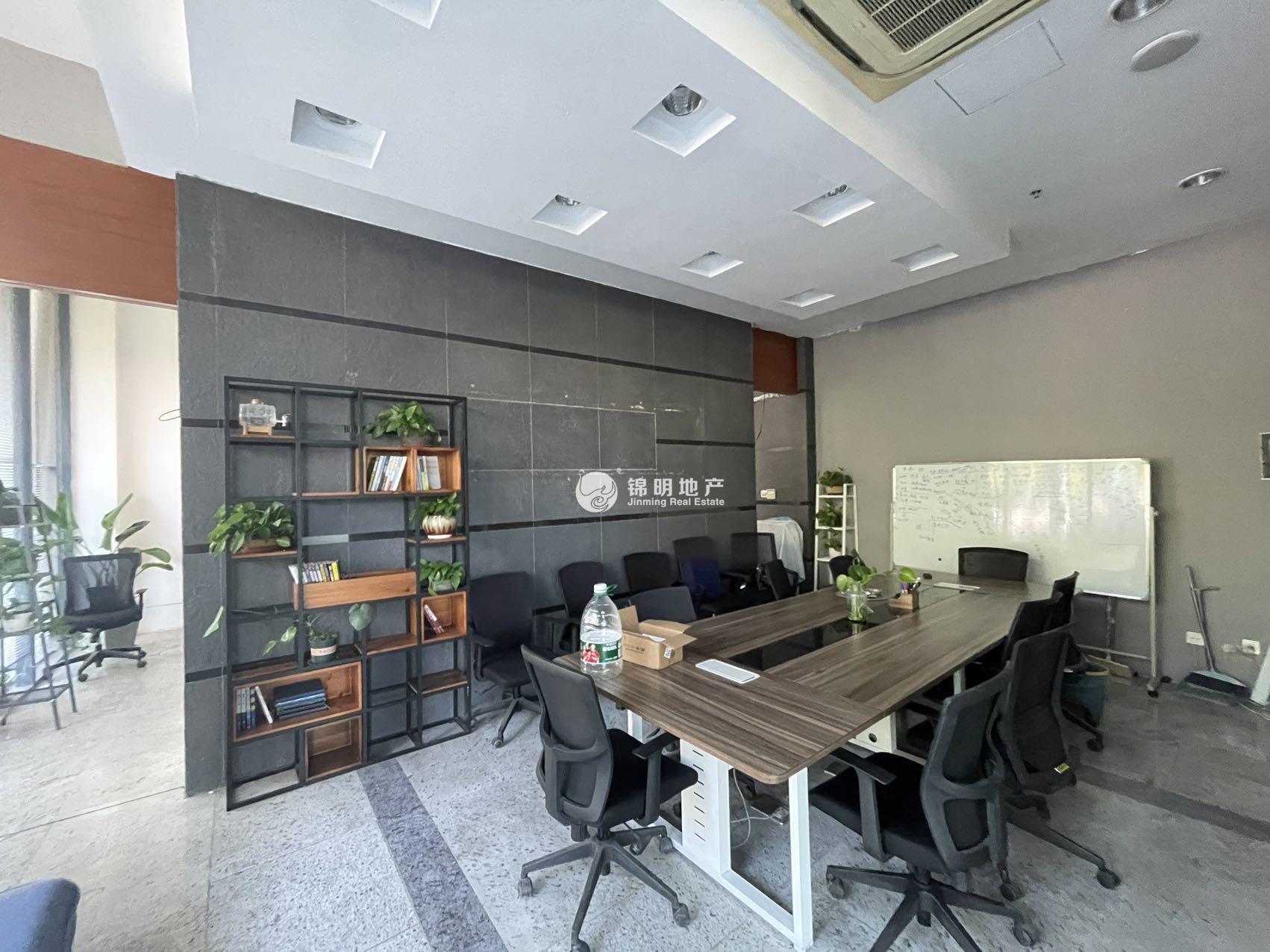 七宝欧迪芬7089创意园98平米写字楼出租