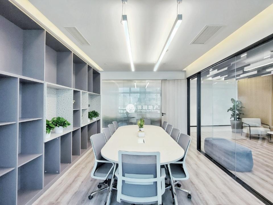 曹杨月星环球港200平米写字楼出租