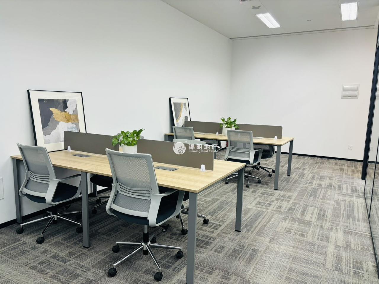 曹杨月星环球港175平米写字楼出租