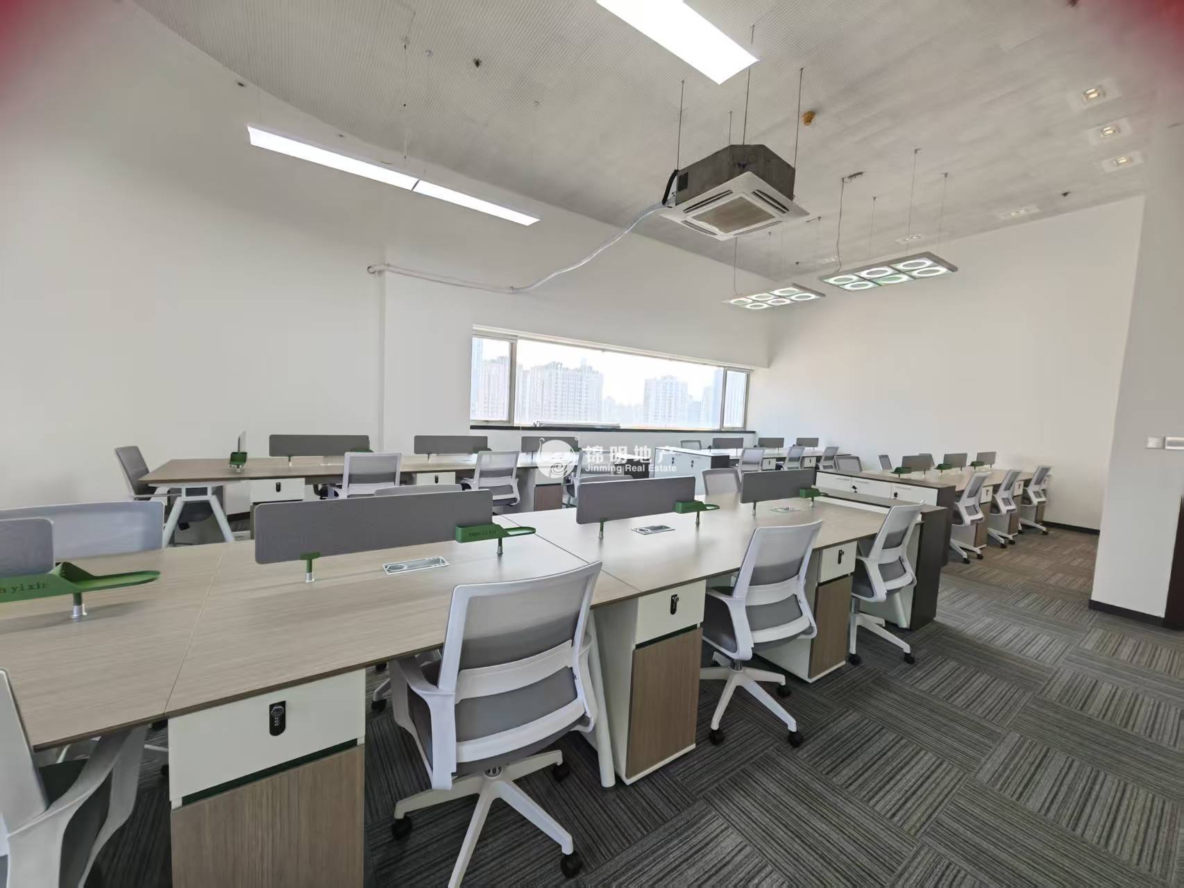 闸北公园银历大厦588平米写字楼出租