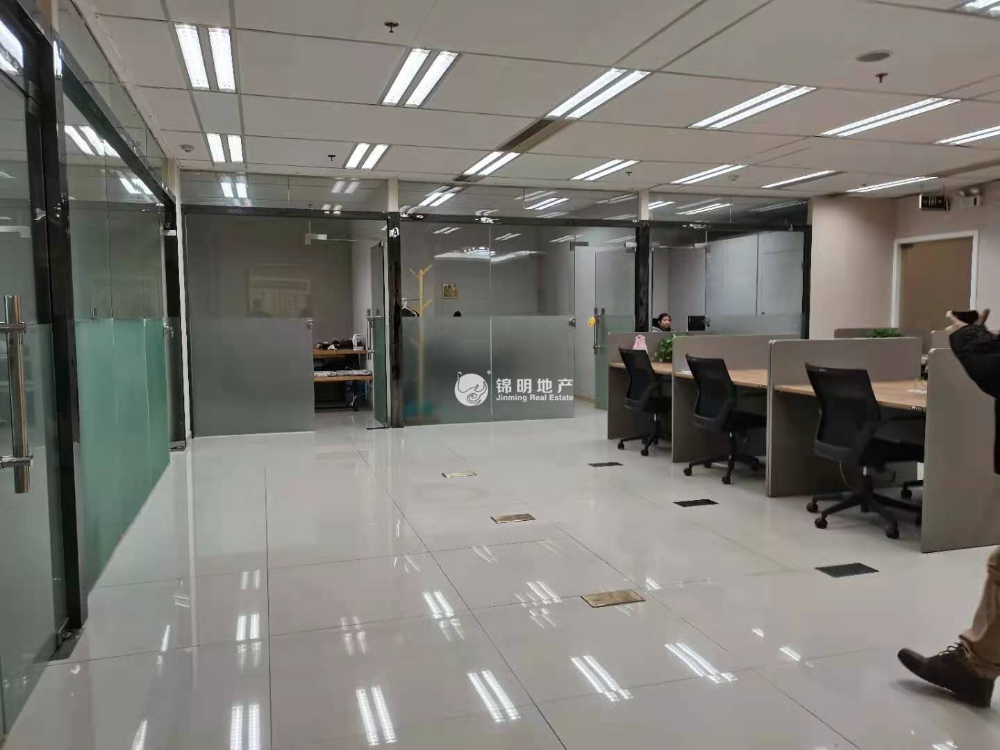江橋華泰中心66平米寫字樓出租