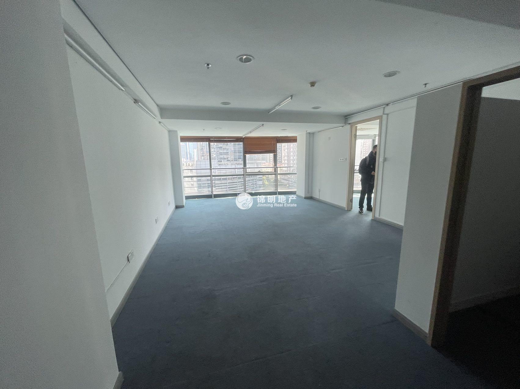 中山公园舜元企业发展大厦110平米写字楼出租