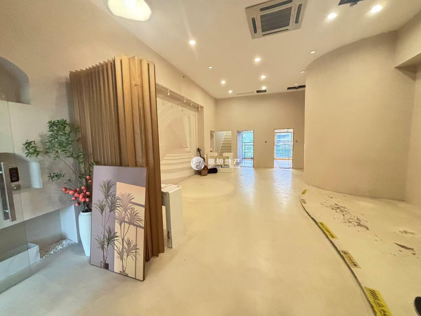 天山协泰中心165平米写字楼出租