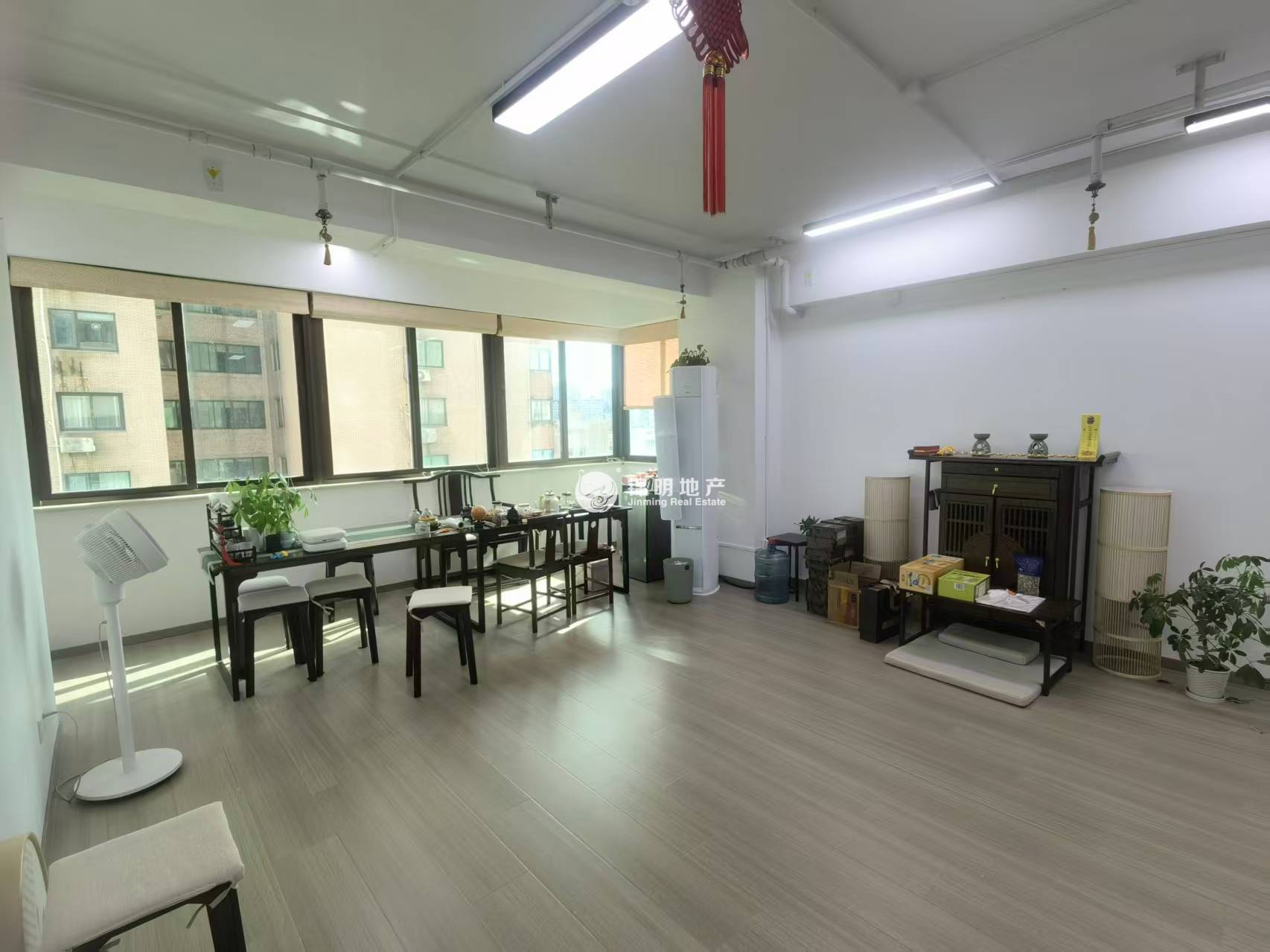 中山公园嘉麒大厦98平米写字楼出租