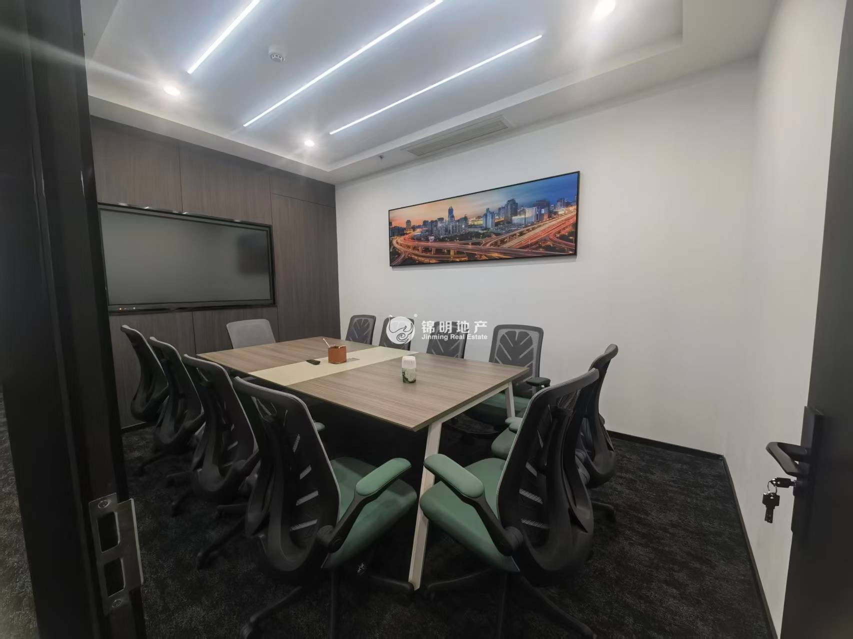 虹桥盛高国际大厦165平米写字楼出租