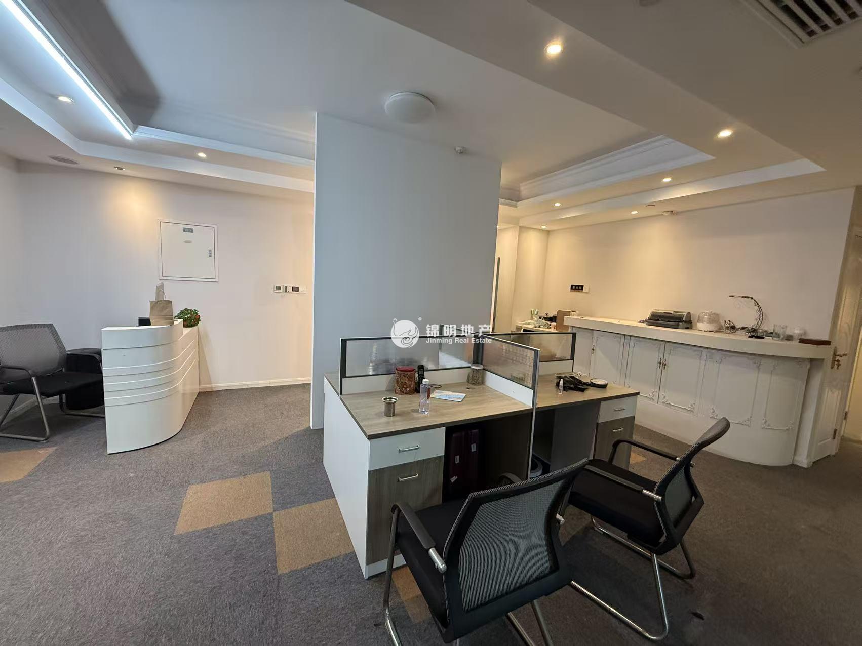 长风国盛中心111平米写字楼出租