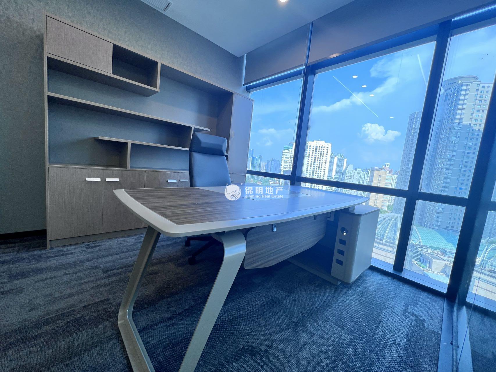 龙之梦大厦140平米写字楼出租