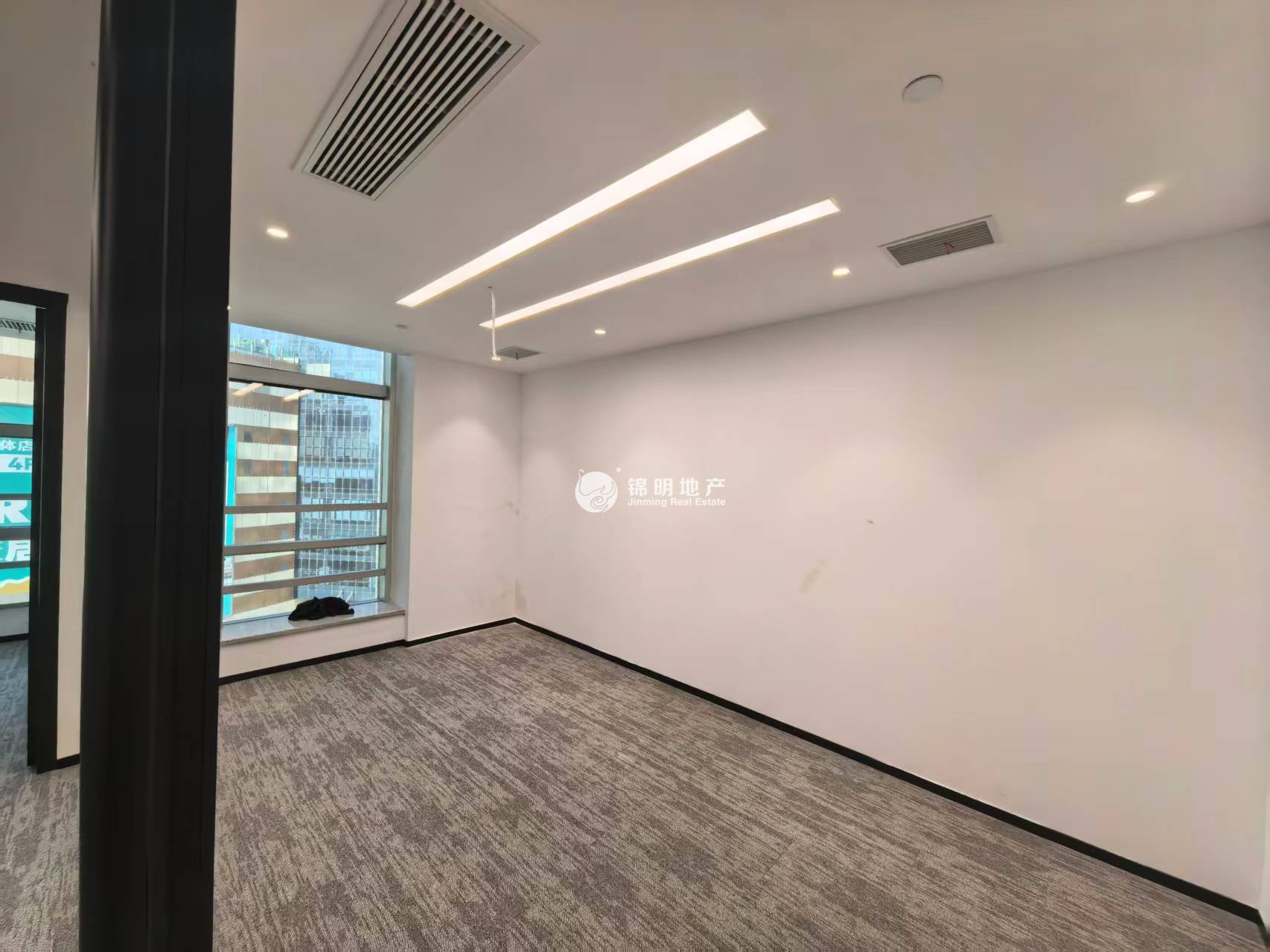 联通大厦310平米写字楼出租