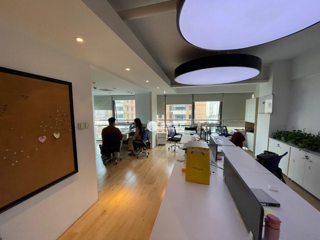 中山公园舜元企业发展大厦30平米写字楼出租