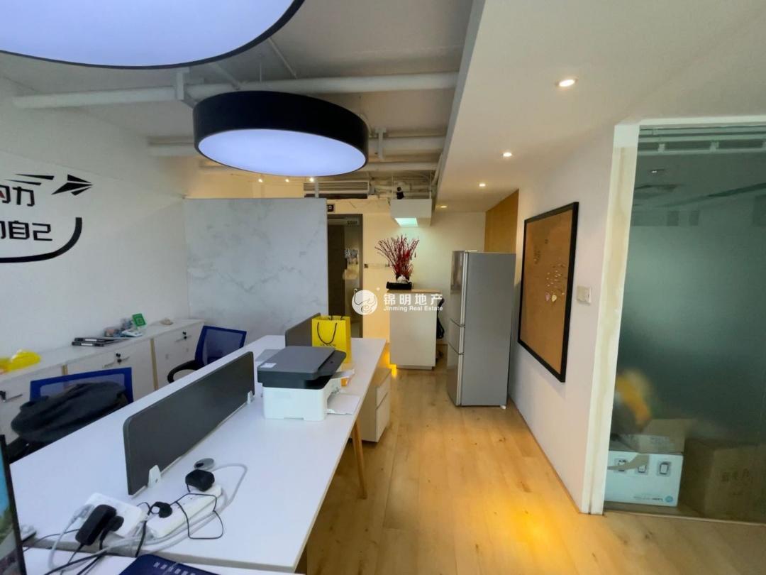 中山公园舜元企业发展大厦40平米写字楼出租