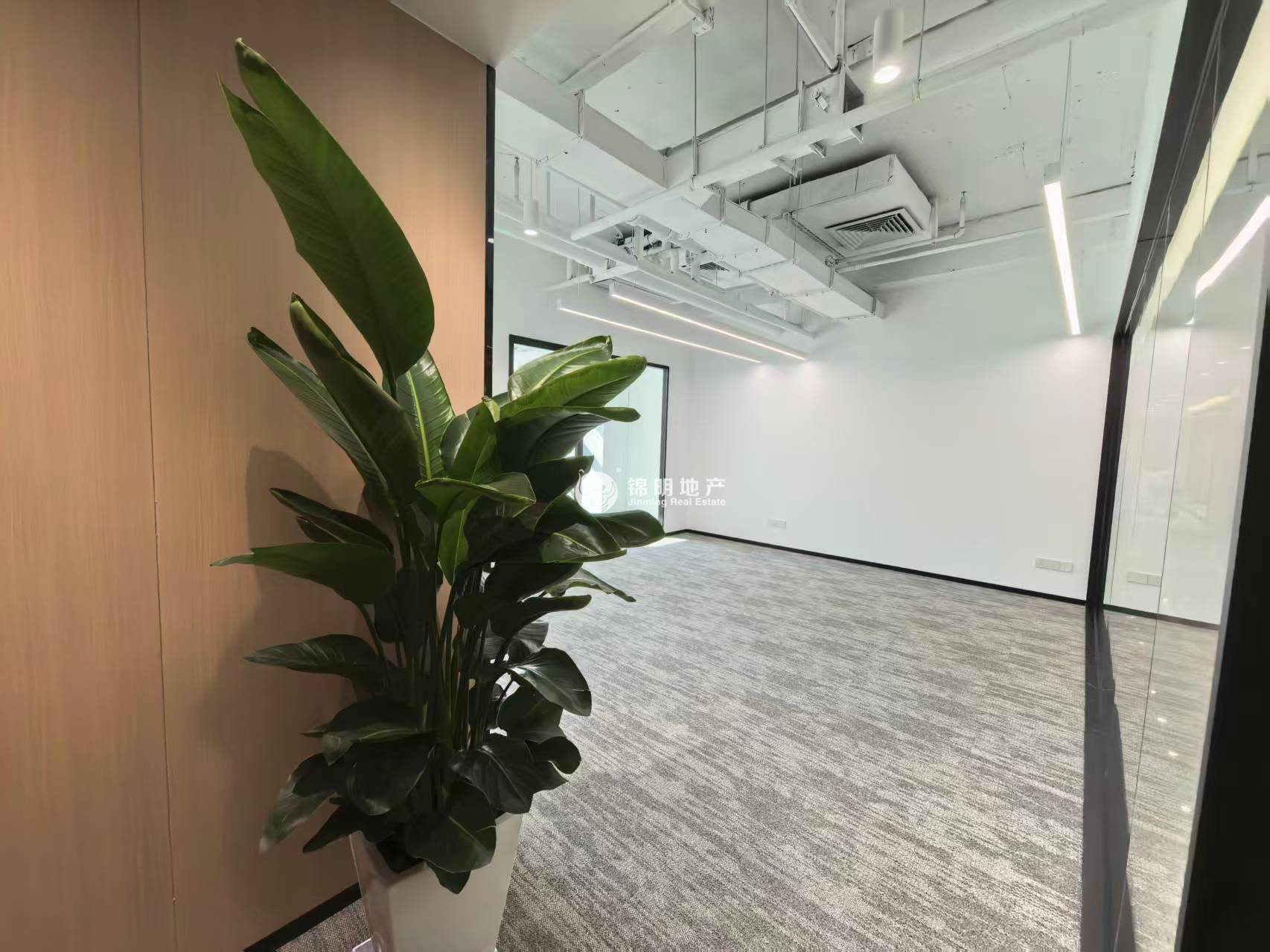 联通大厦200平米写字楼出租