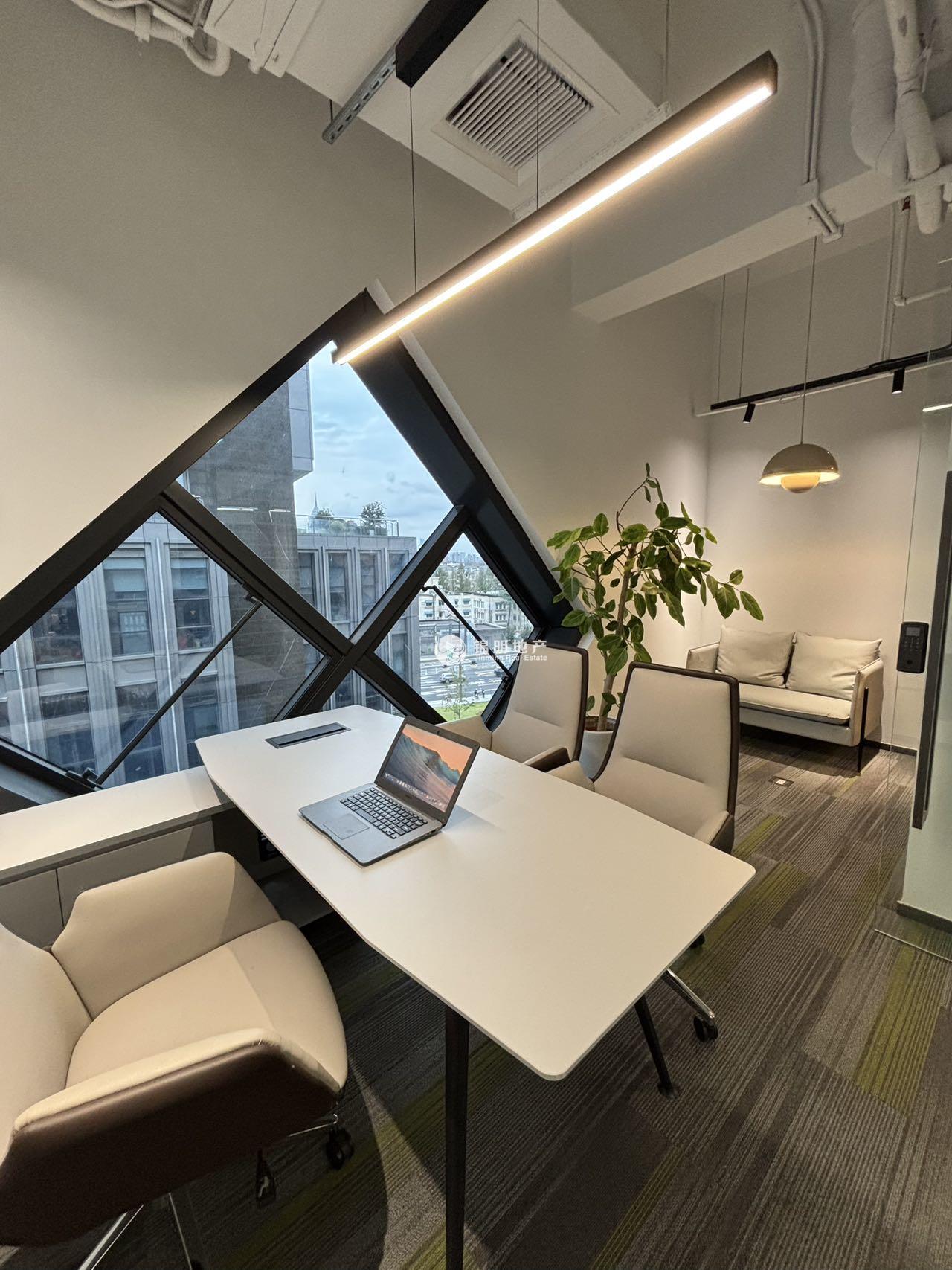 长风华大科创楼112平米写字楼出租